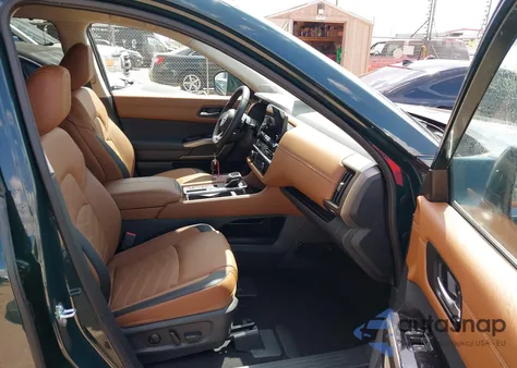 2025 Nissan Pathfinder Platinum Fwd z USA, uszkodzony, nr VIN 5N1DR3DH1SC243158